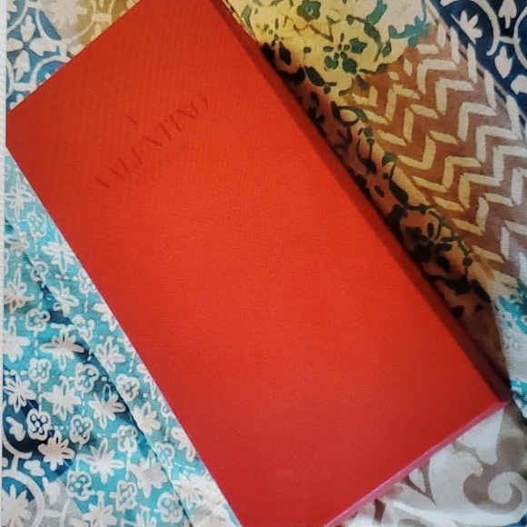 Valentino Free Tockstid Spike pool Slide Comes with dust bag and original box - Picture 12 of 12